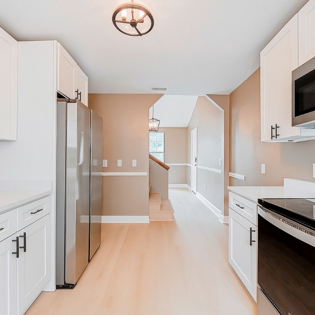 512 Mason Ave, Apopka, FL 32703 - photo 6