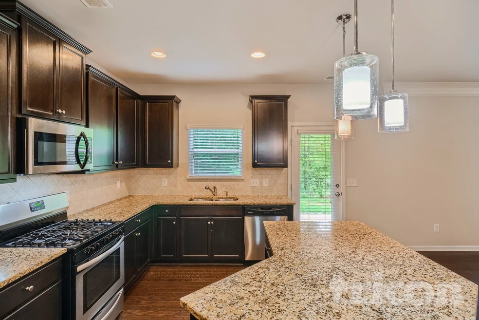 451 Fredrick Dr, McDonough, GA 30253 - photo 1