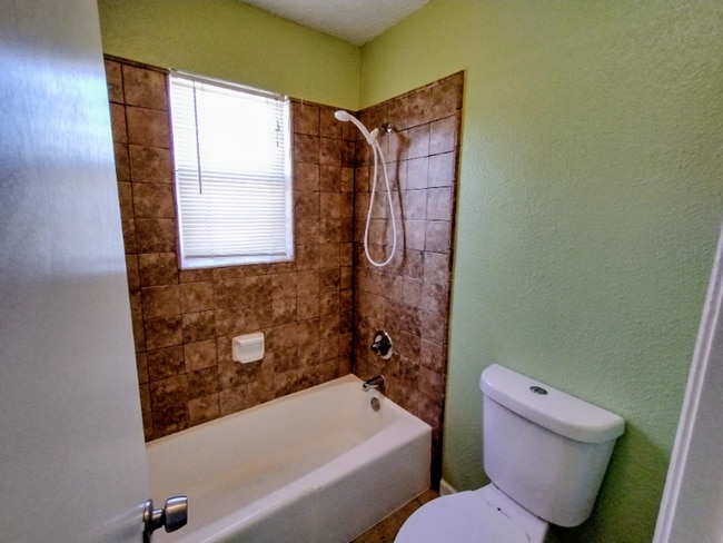 1204 Bundrant Dr unit 1206 Apt 7, Killeen, TX 76543 - photo 5
