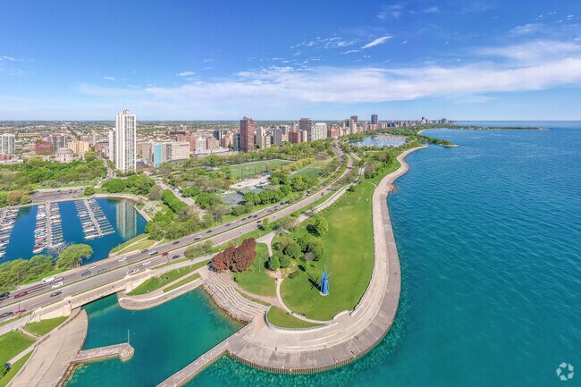 Lakeview East has several spots for residents to enjoy the lakefront.