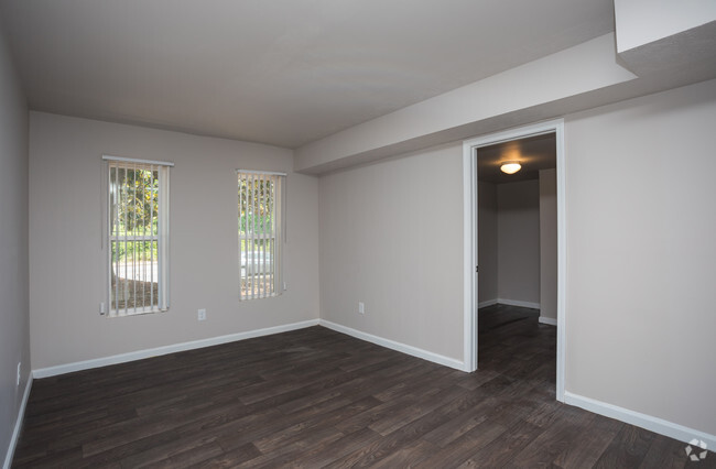 3BR, 2.5BA - 1,632 SF
