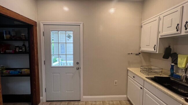 75 Pearson Rd unit 1, Somerville, MA 02144 - photo 3