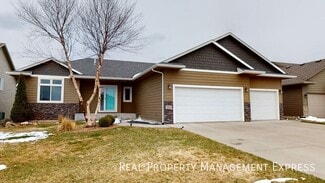 2900 S Statice Ave, Sioux Falls, SD 57106