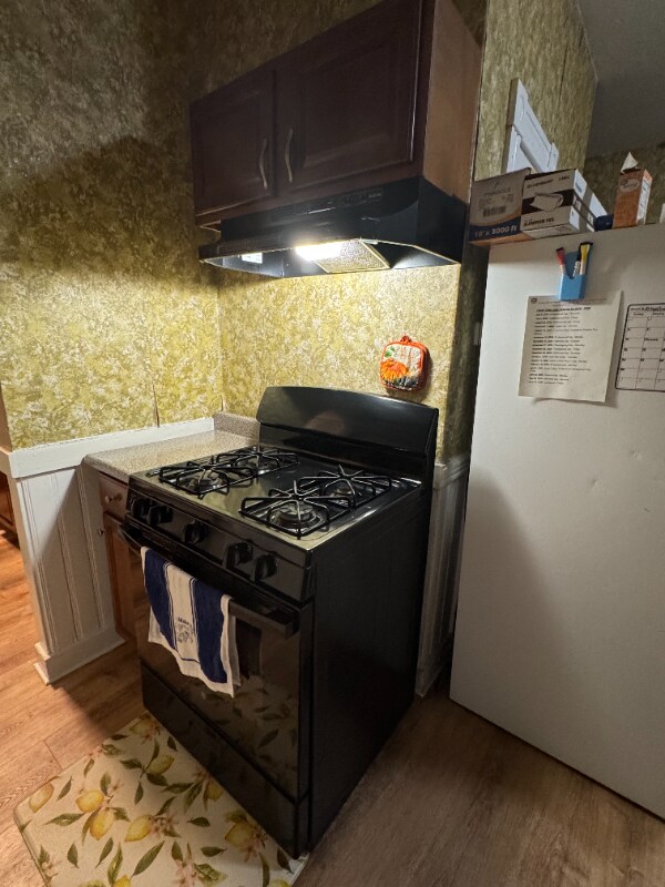 11 Pattison St unit 2, Worcester, MA 01604 - photo 4