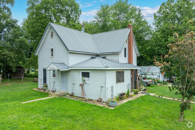 The American Farmhouse is a popular home style in Pittsburg.