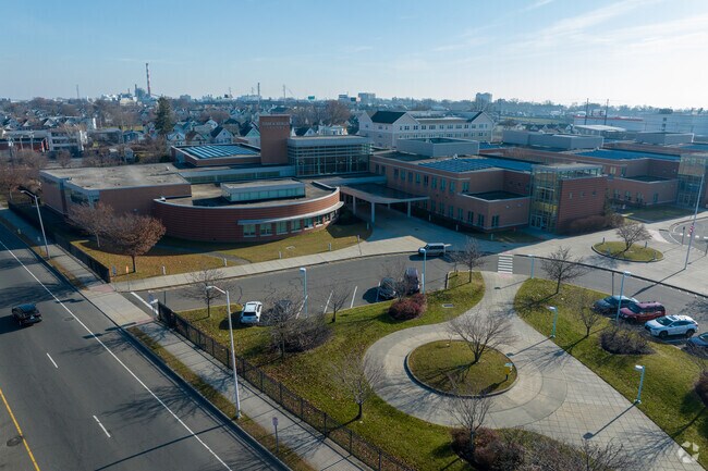 Cesar Batalla School has many areas for students to walk.