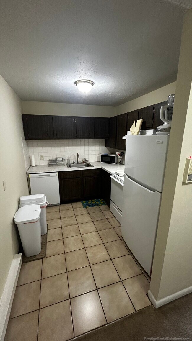 66 Mayflower Ave unit 3, Middleboro, MA 02346 - photo 7