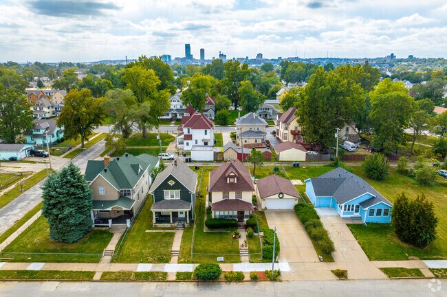 The homes of Binney Wirt Spencer are just minutes from bustling Downtown Omaha.
