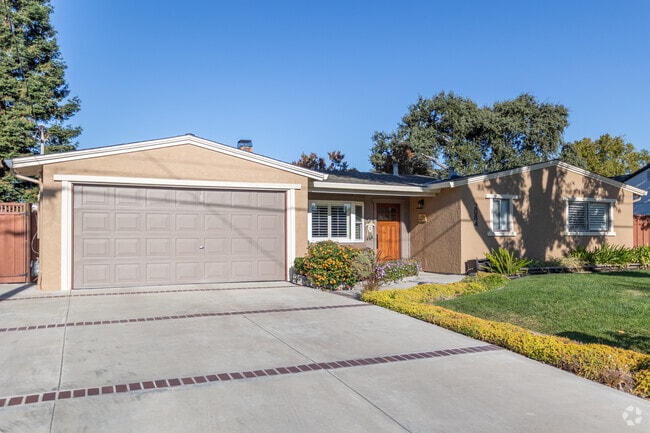 Many of the homes in Fair Oaks have garages built in for storage or your cars.