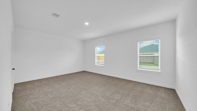 1055 Angie Ln, Hahira, GA - photo 3