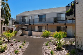 1825 E Valley Pkwy, Escondido, CA 92027