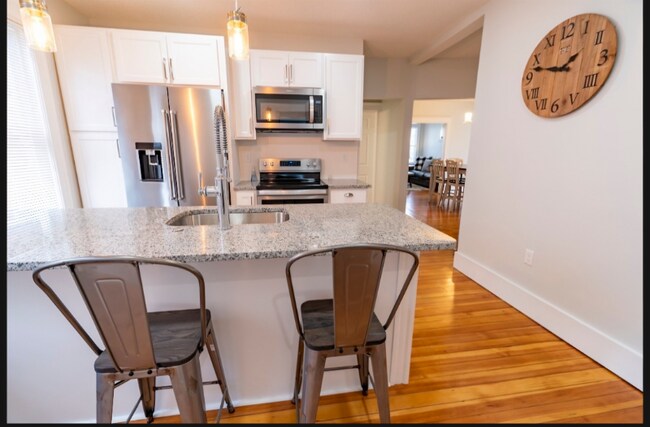 22 Dearborn St unit 2, Medford, MA 02155 - photo 2