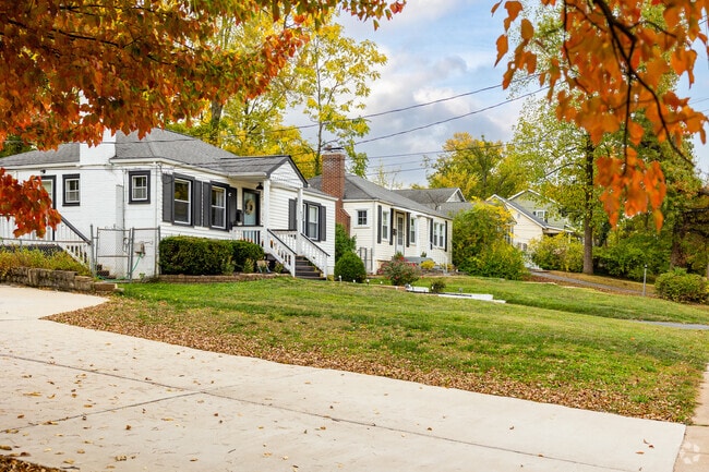 Smaller bungalows soak up the colors of fall in Kirkwood.