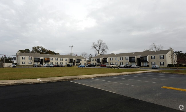 Brookley Pointe, Mobile, AL 36603 - photo 4