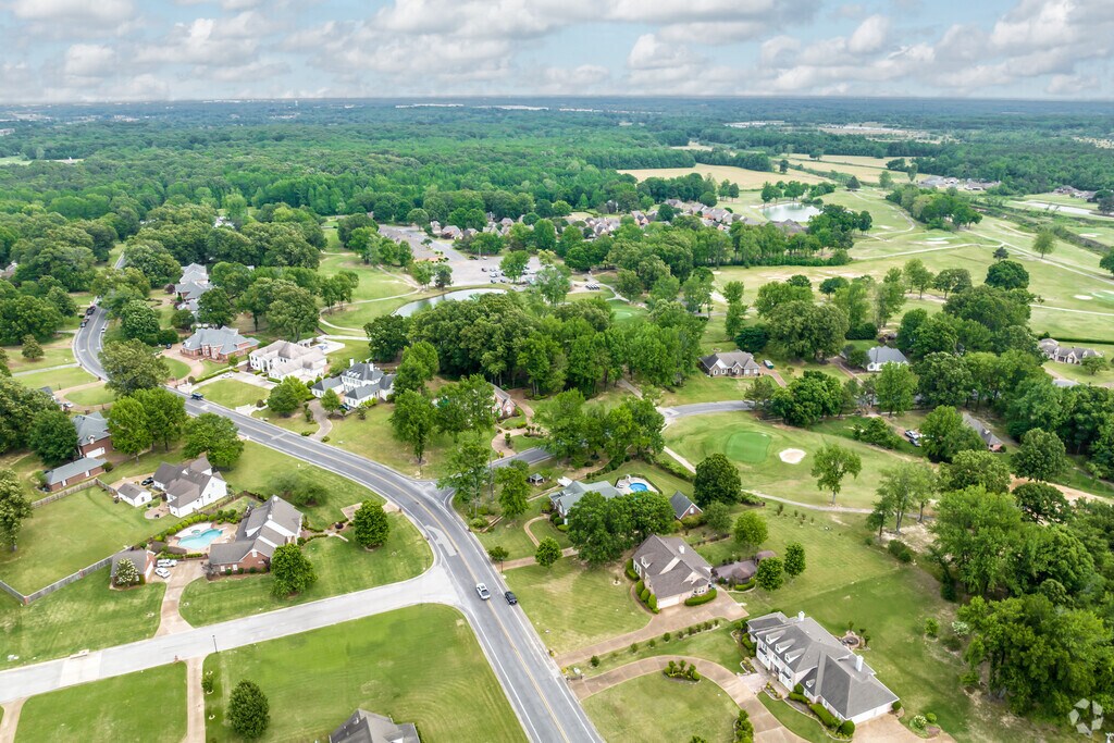 4957 Fleur de Lis S, Olive Branch, MS 38654