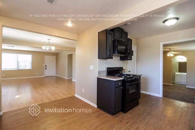 12569 5th St, Yucaipa, CA 92399 - photo 7