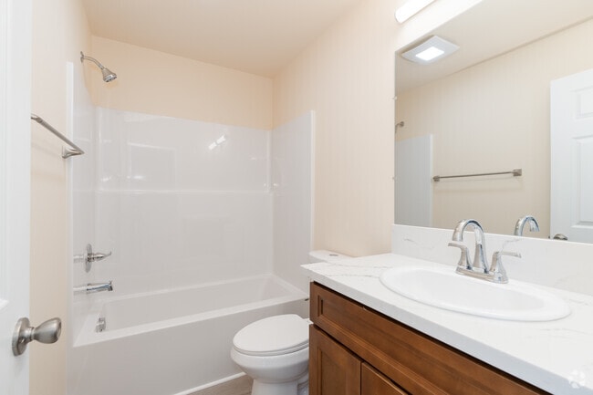3BD, 2.5BA - 1,728SF - Primary Bathroom