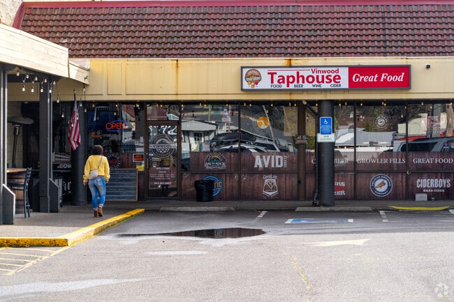 Philomath locals can stop by Vinwood Taphouse for burgers, wings, and weekly trivia.