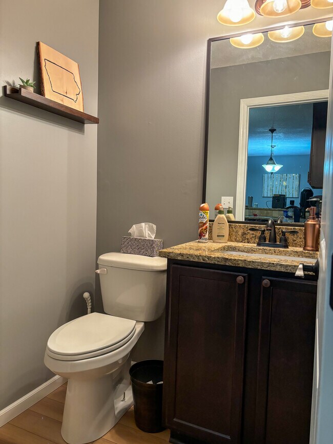 1030 68th St unit 7, West Des Moines, IA 50266 - photo 5