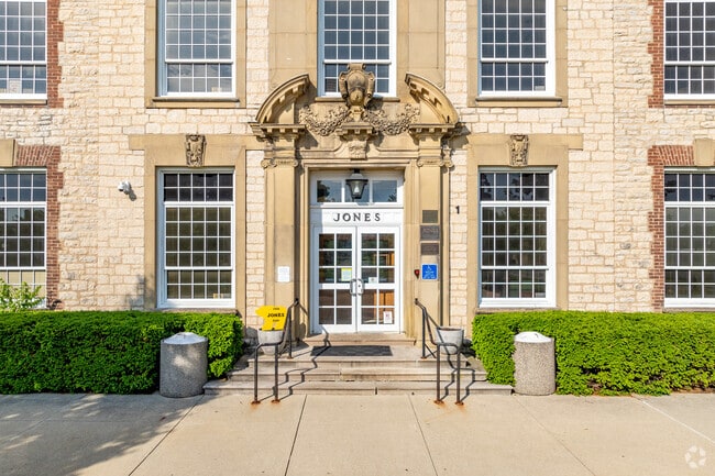 Jones Middle School is located in Upper Arlington, Ohio.