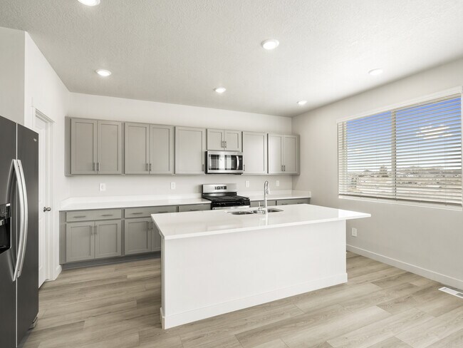 1408 N Baen Way, Tooele, UT 84074 - photo 7