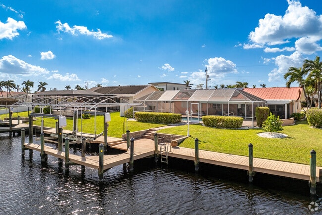 Nearly every waterfront option features a dock and screened-in swimming pool in Bimini Basin.