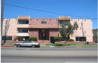 15037 Victory Blvd, Van Nuys, CA 91411