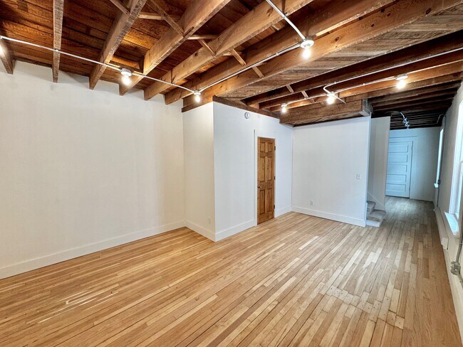 1546 Selby Ave unit B, Saint Paul, MN 55104 - photo 6