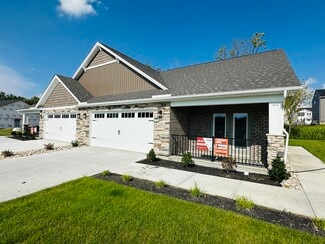 5019 Waterford Ln, Middletown, OH 45044