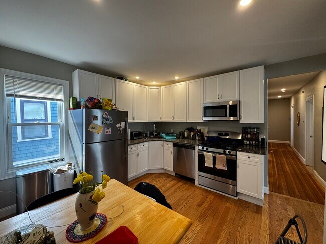10 Cambridge Terrace unit 1, Cambridge, MA 02140 - photo 2