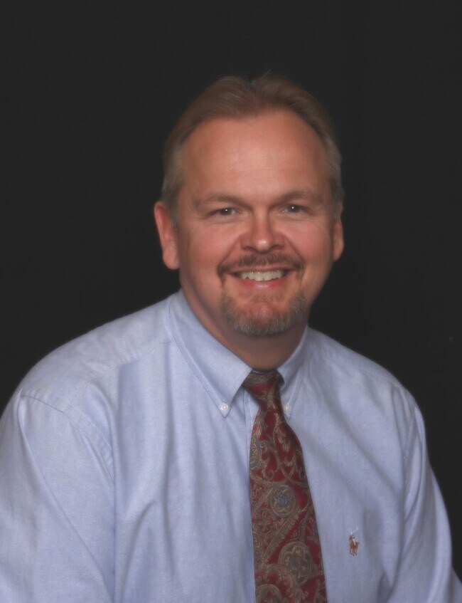 Real Estate Agents in 48323