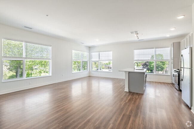 Haverhill on Clark, Ypsilanti, MI 48197 - photo 3