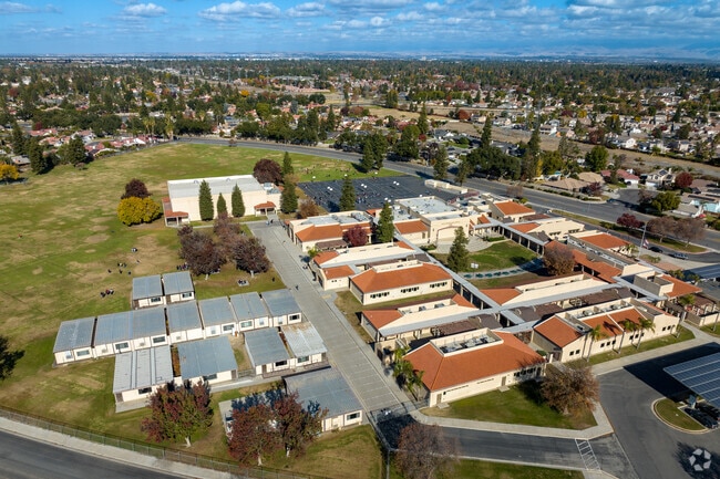 Tevis Junior High School has a 23:1 student-teacher ratio.