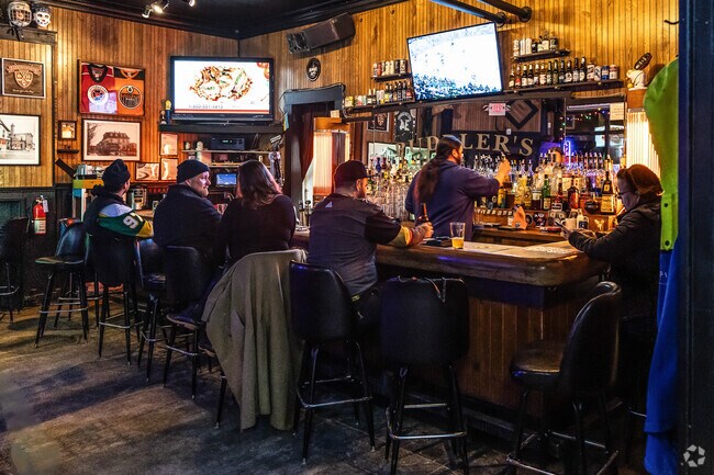 A warm and uplifting atmosphere fills Puddler Hall.