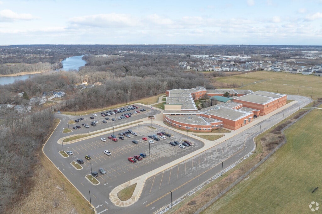 Kids will be inspired to learn at Kenyon Woods Middle School.