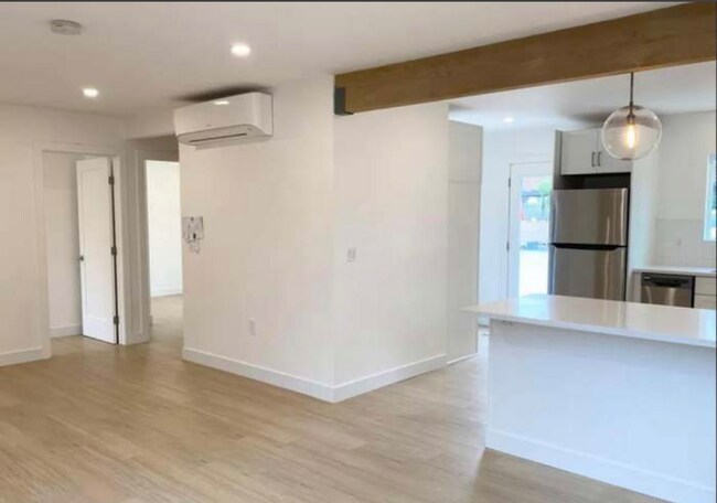 1249 Division St unit A, Oceanside, CA 92054 - photo 2