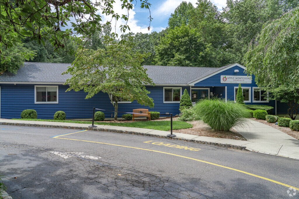 Apple Montessori Schools and Camps in Kinnelon, New Jersey.