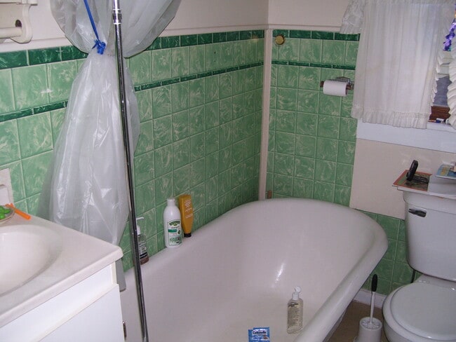 333 Washington Ave unit Lower, Stevens Point, WI 54481 - photo 6