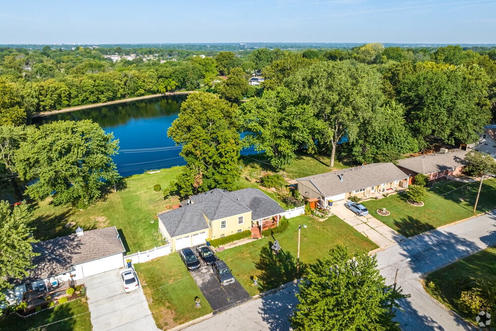 Terrace Lake Gardens