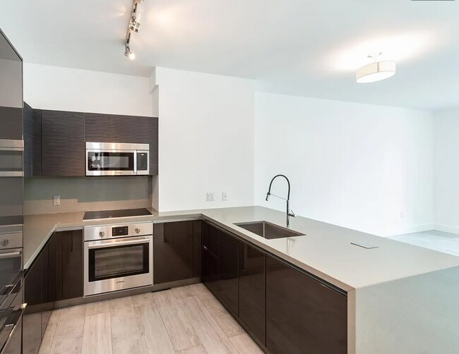 The Bond At Brickell unit 1705, Miami, FL 33131 - photo 2