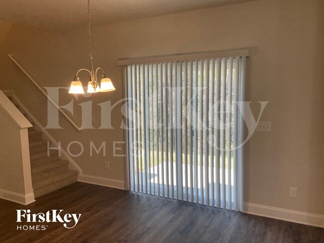 5415 Cobblestone Glen Dr, Charlotte, NC 28213 - photo 2