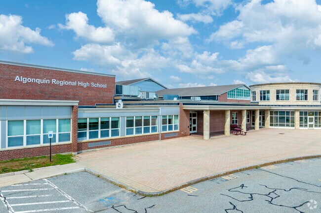 Algonquin Regional High School: Empowering students through academic excellence in Southborough.