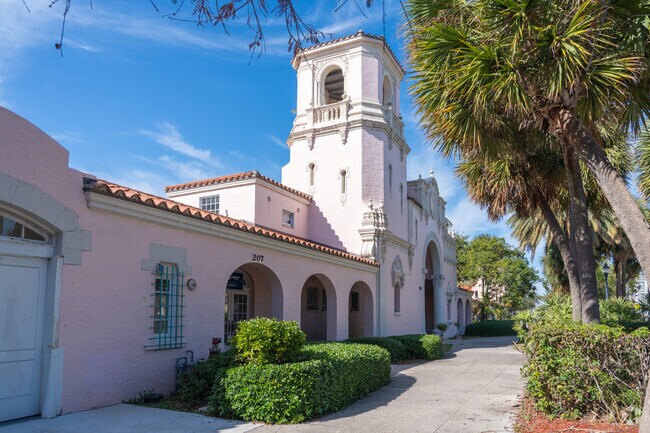 The Amtrak station has been around the North Tamarind neighborhood for almost 100 years.