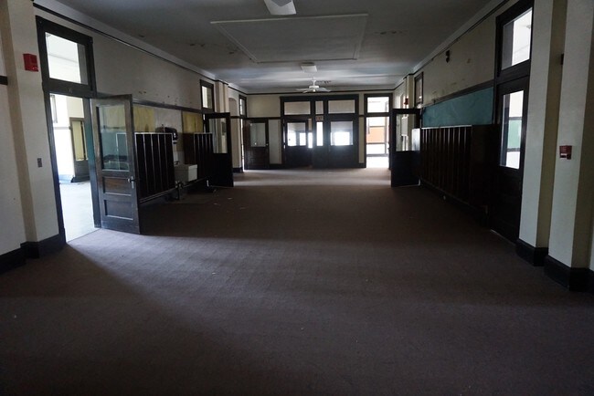 207 Pleasant St, Great Barrington, MA 01230 - photo 7