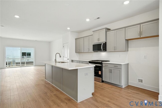 15357 Sunray Aly, Midlothian, VA 23112 - photo 2