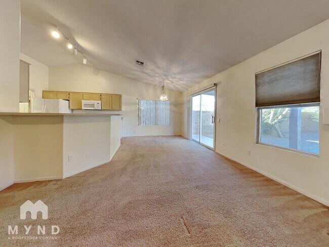 26224 N 45th St, Phoenix, AZ 85050 - photo 5