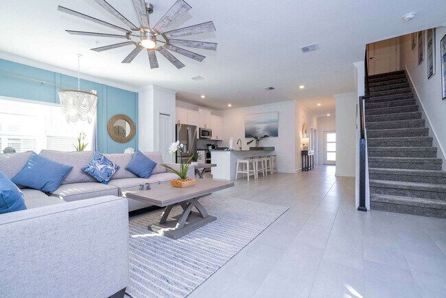 2501 Reading Trail unit ID1038612P, Kissimmee, FL 34746 - photo 5