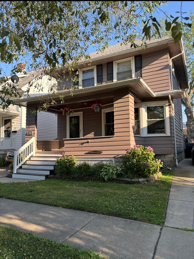 144 Lasalle Ave, Kenmore, NY 14217