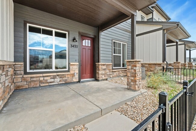 3425 Triano Creek Dr unit 36491538, Loveland, CO 80538 - photo 2