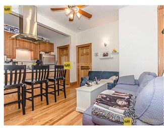 100 Myrtle St, Boston, MA 02114